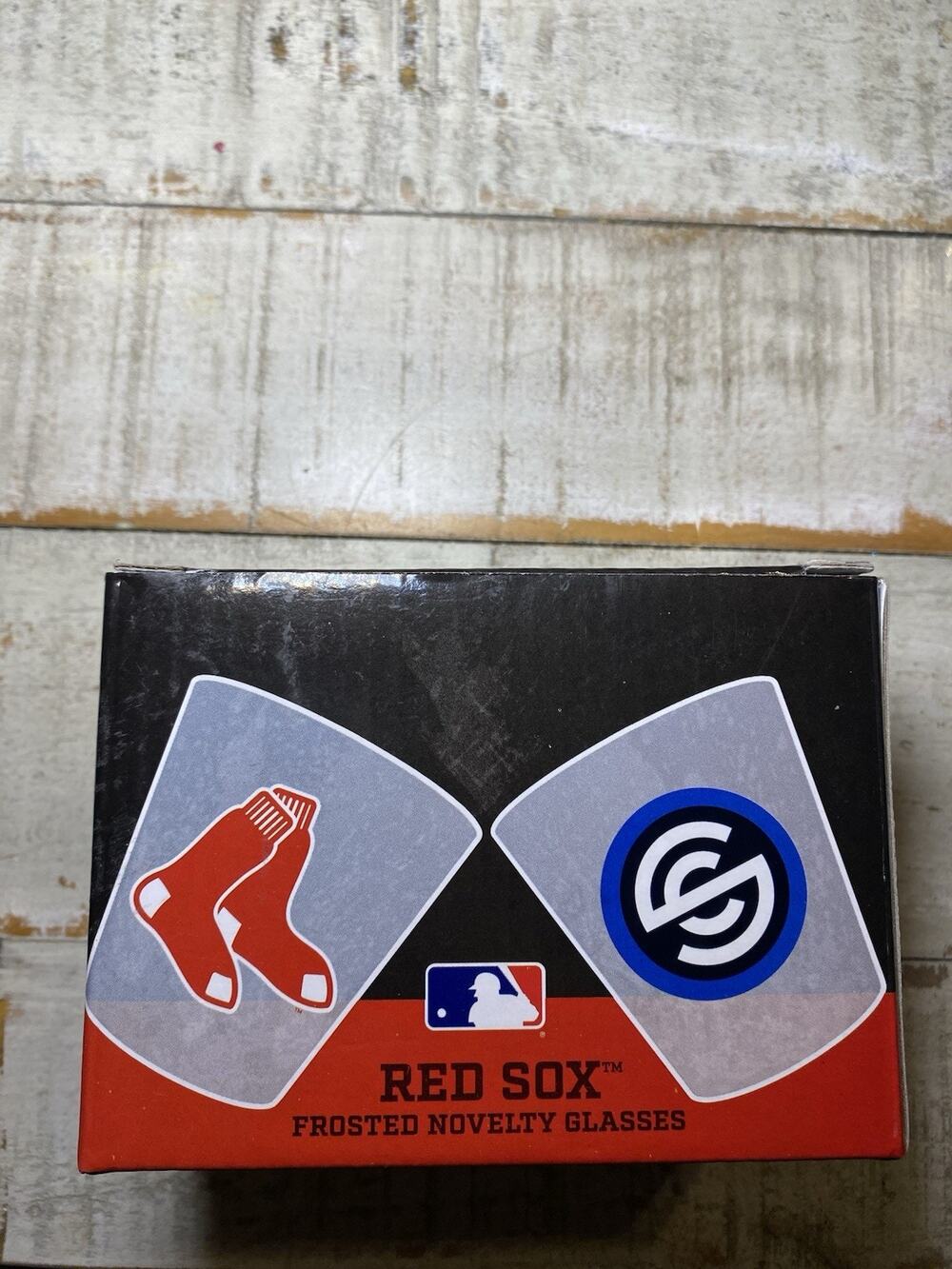 NOS New Set of 2 Boston Red Socks Frosted Shot Glasses by Sportscrate MLB Boxes